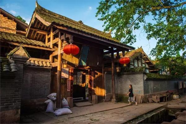 紫金矿业发盈喜 预计2023年度归母净利润约211亿元同比增加5.28%